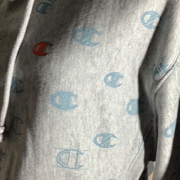 Champion - Sz M - crop hoodie raw hem look - super soft inside - Picture 5 of 9